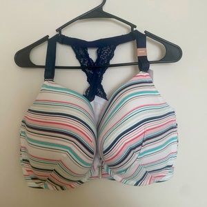 Lame Bryant Cacique Bra NWT